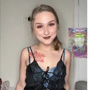 Meet your Posher, Anna